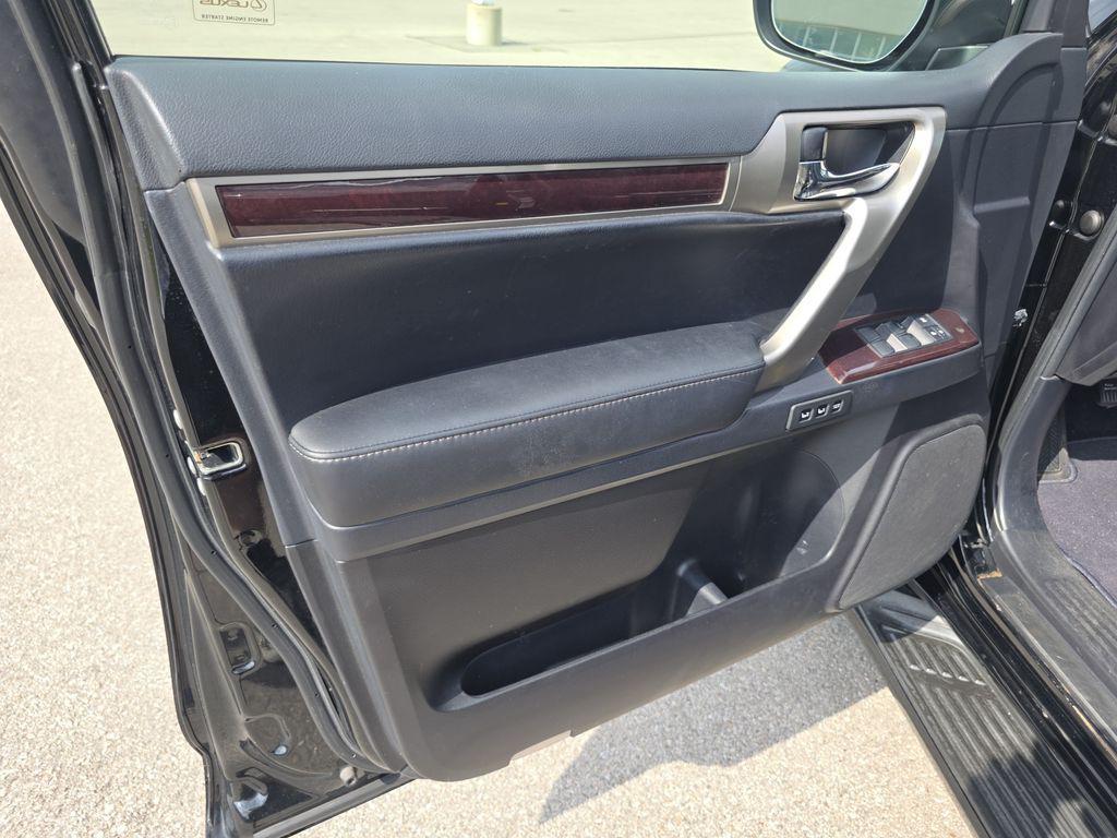 used 2014 Lexus GX 460 car, priced at $19,398