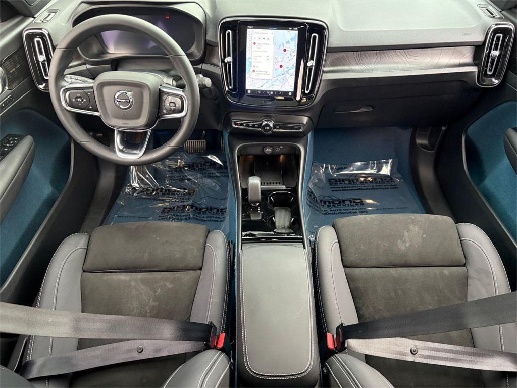 used 2022 Volvo C40 Recharge Pure Electric car, priced at $19,368