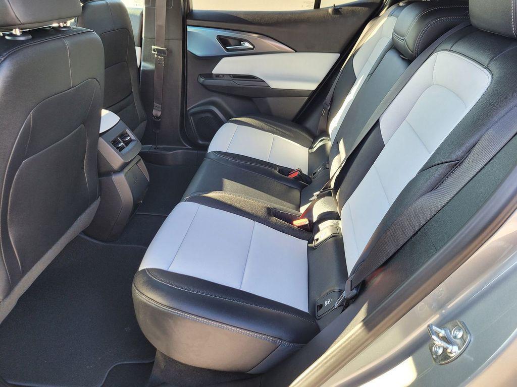 new 2026 Chevrolet Equinox EV car, priced at $33,278