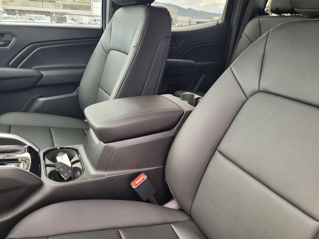 new 2026 Chevrolet Colorado car, priced at $43,048