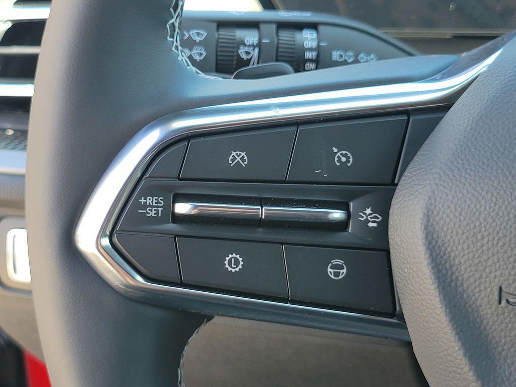 new 2025 Chevrolet Traverse car, priced at $41,125