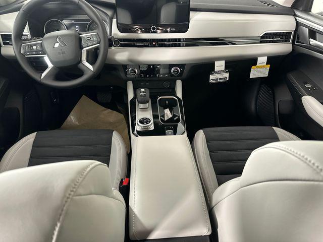 new 2026 Mitsubishi Outlander car, priced at $37,621