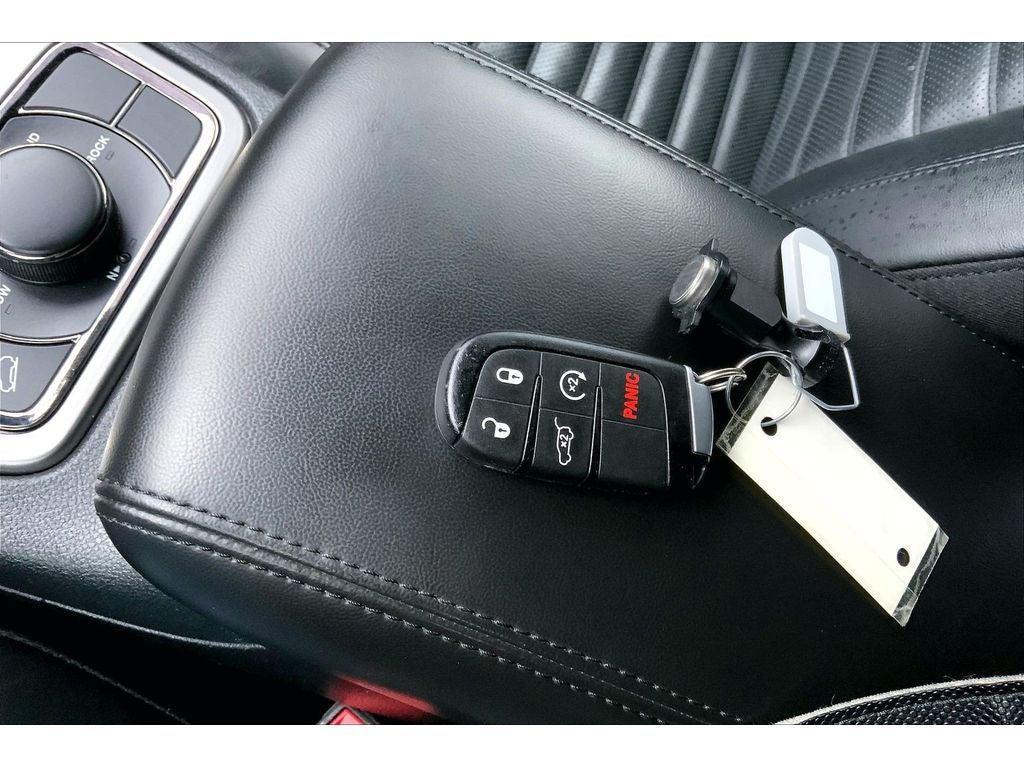 used 2020 Jeep Grand Cherokee car, priced at $31,995