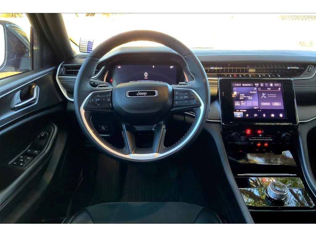 used 2024 Jeep Grand Cherokee car, priced at $34,995