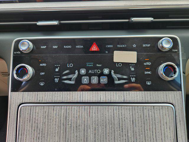 new 2025 Genesis GV80 car