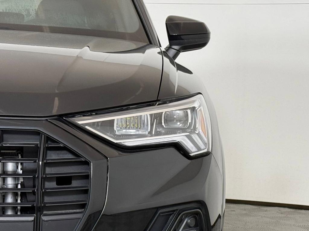 new 2025 Audi Q3 car, priced at $43,552