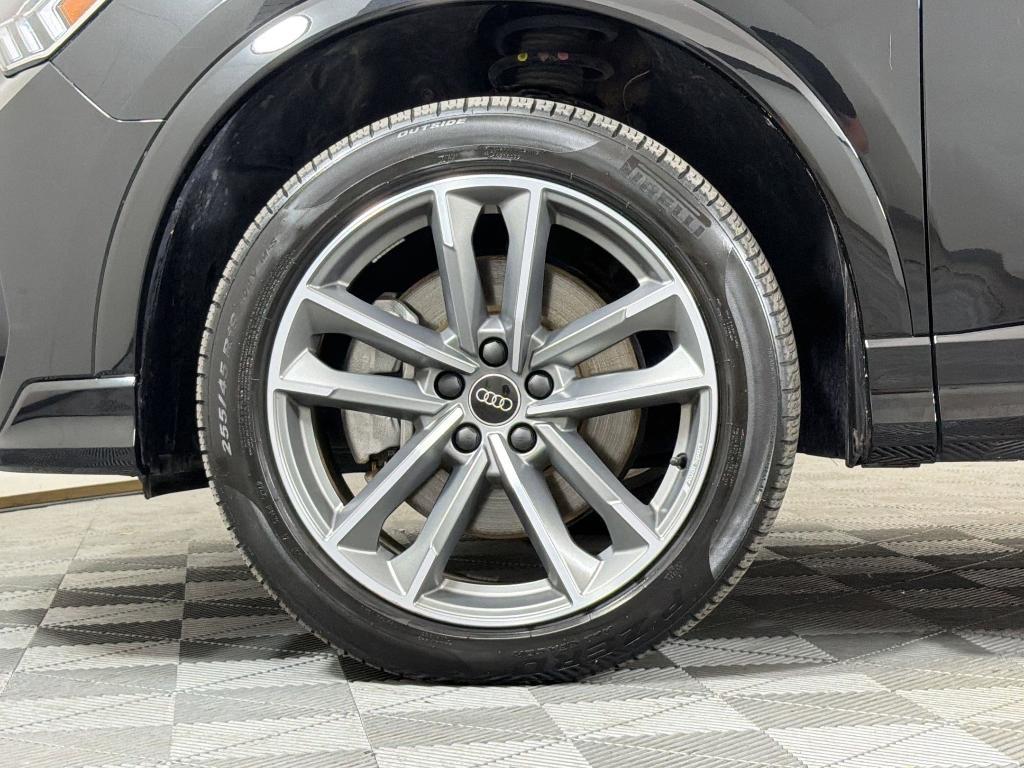used 2024 Audi Q3 car, priced at $31,999