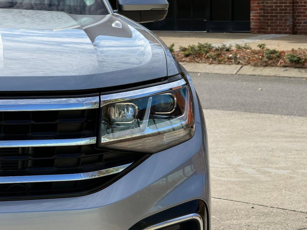 used 2023 Volkswagen Atlas Cross Sport car, priced at $28,999