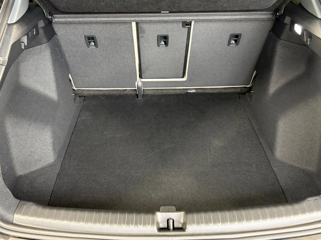 new 2026 Audi Q4 e-tron car, priced at $55,312