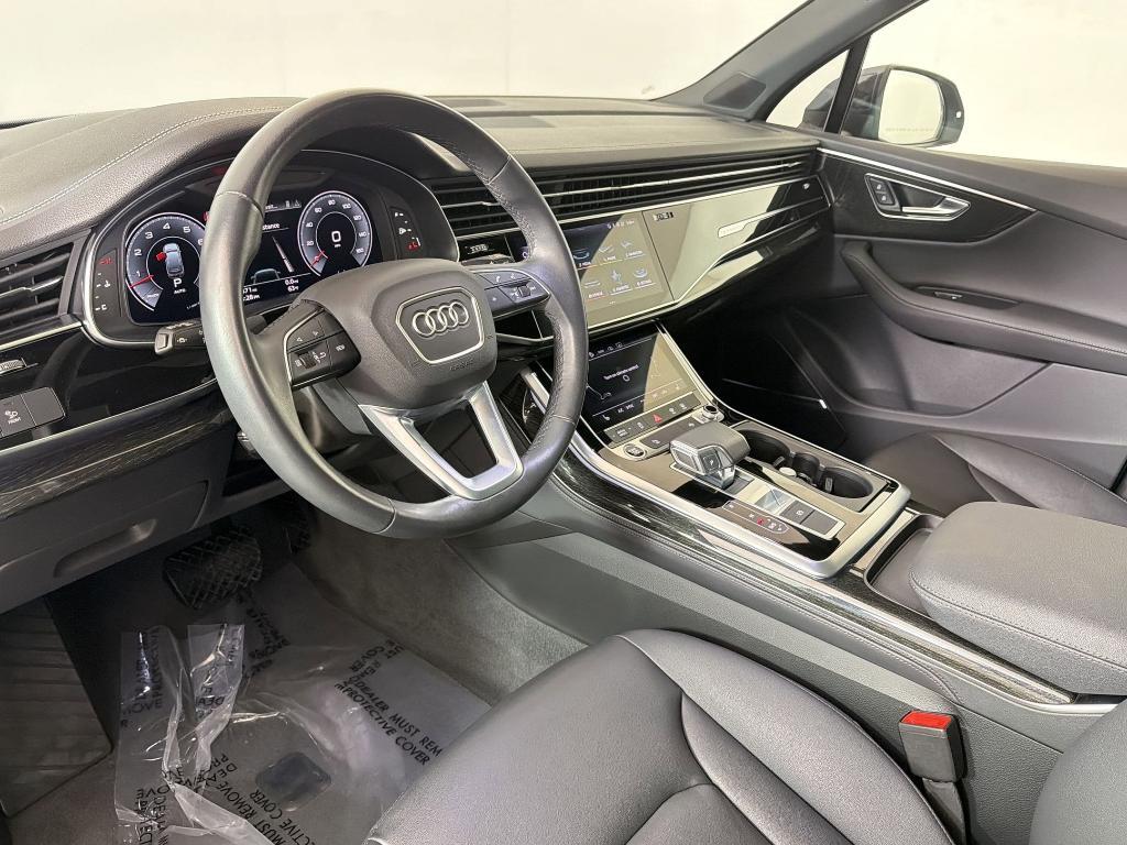 used 2023 Audi Q7 car, priced at $45,998