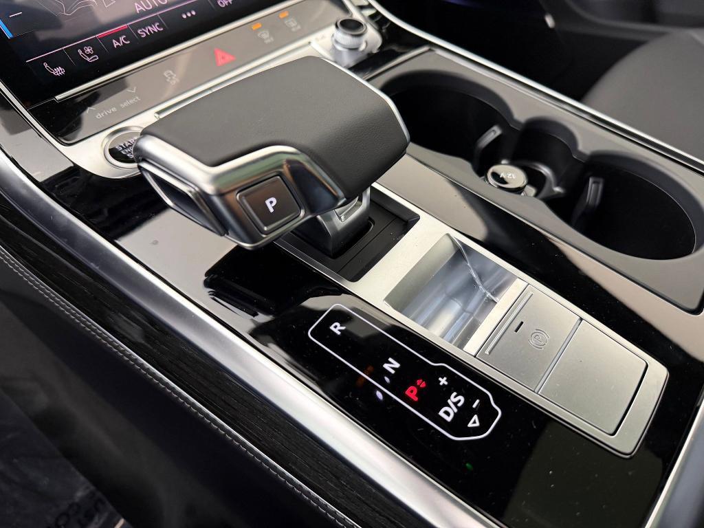 new 2026 Audi Q7 car, priced at $71,533