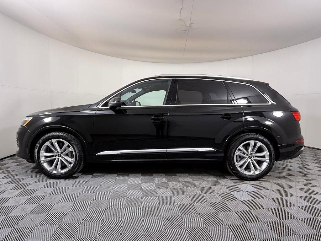 new 2026 Audi Q7 car, priced at $71,533