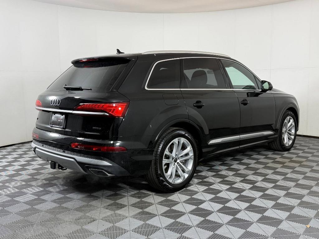 new 2026 Audi Q7 car, priced at $71,533