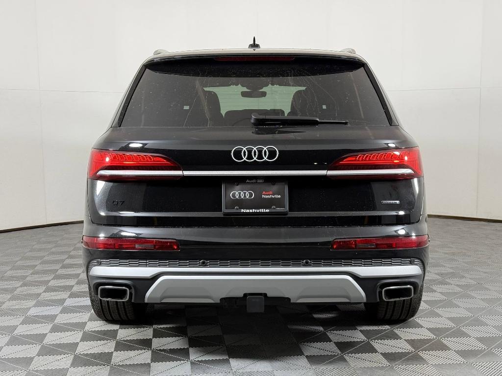 new 2026 Audi Q7 car, priced at $71,533