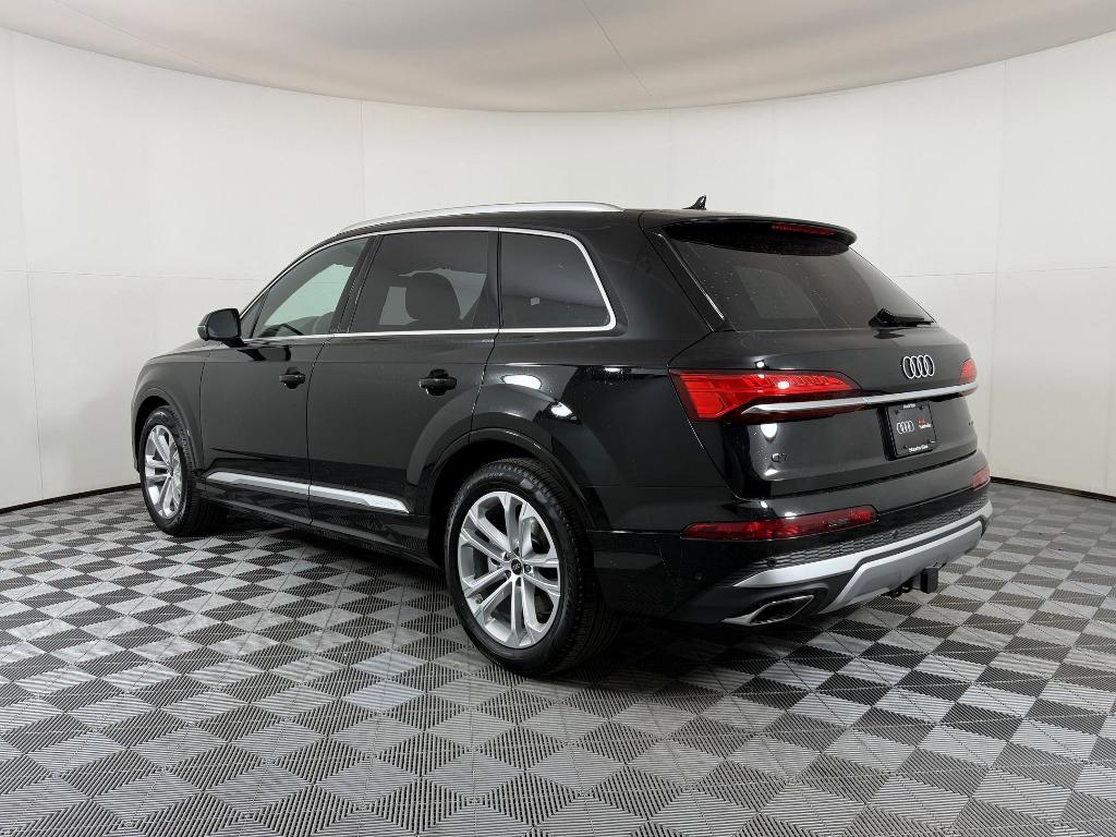 new 2026 Audi Q7 car, priced at $71,533