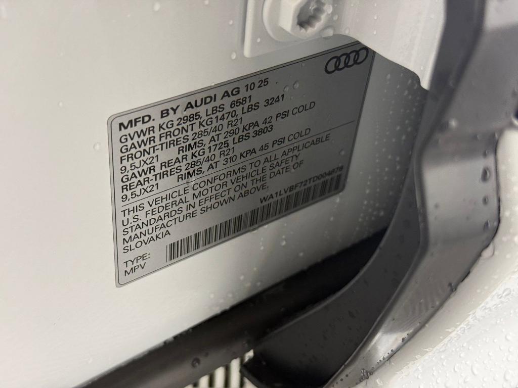 new 2026 Audi Q7 car, priced at $73,212