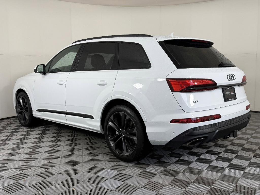new 2026 Audi Q7 car, priced at $73,212