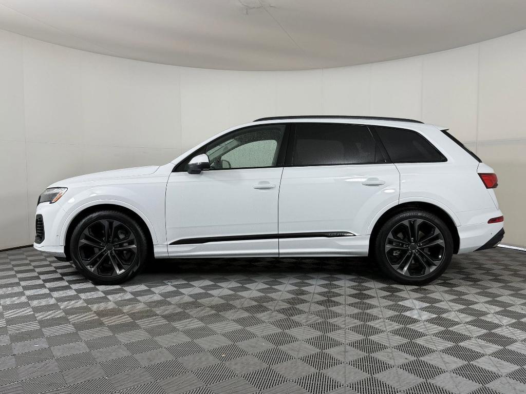 new 2026 Audi Q7 car, priced at $73,212