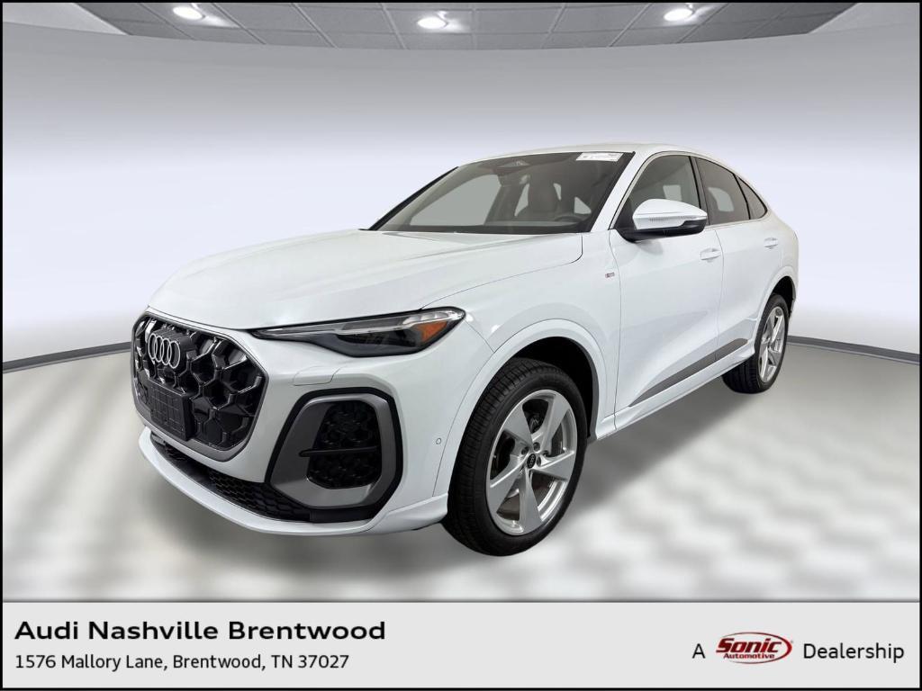 new 2025 Audi Q5 car, priced at $58,062