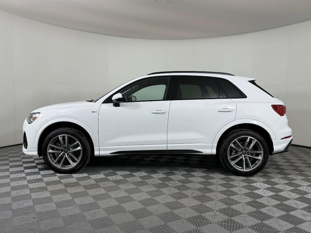 new 2025 Audi Q3 car, priced at $42,982
