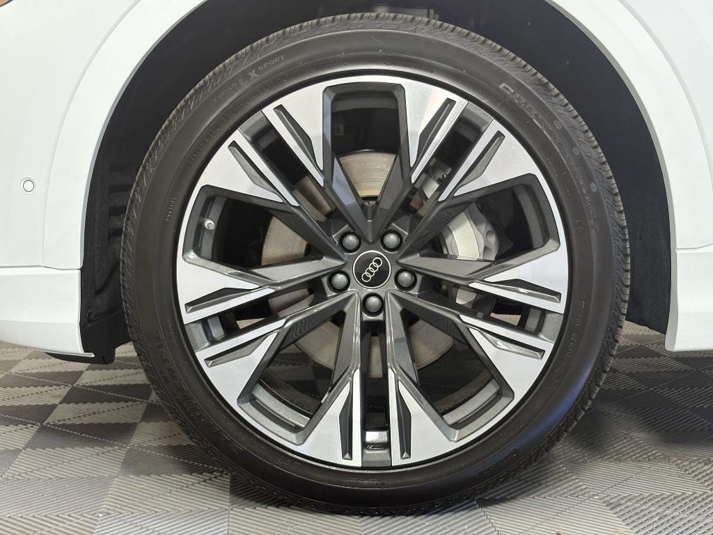 new 2025 Audi Q8 car, priced at $79,502