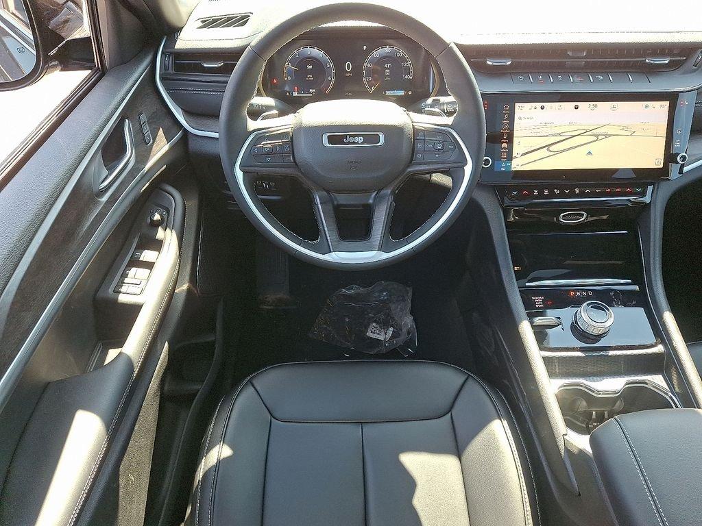 new 2026 Jeep Grand Cherokee car, priced at $46,156