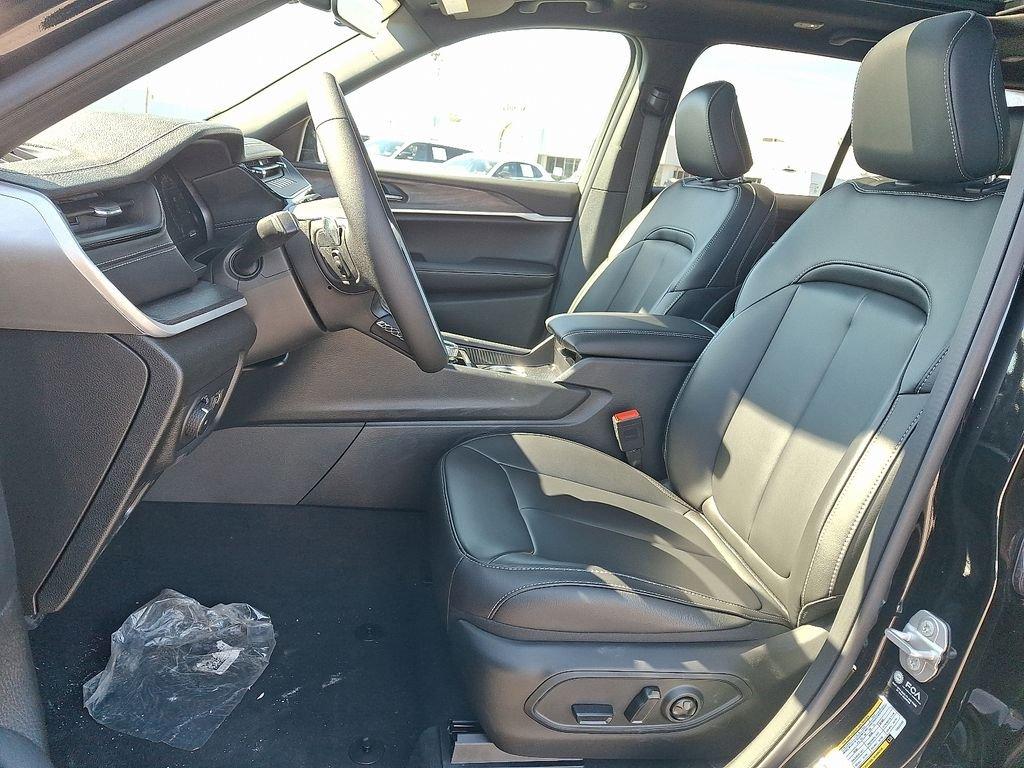 new 2026 Jeep Grand Cherokee car, priced at $46,156