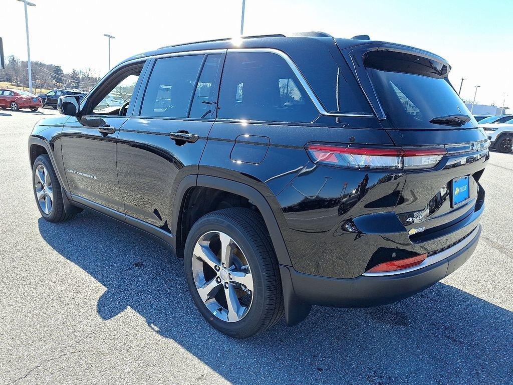 new 2026 Jeep Grand Cherokee car, priced at $46,156