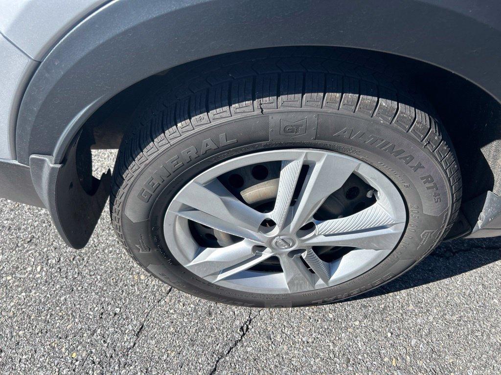 used 2020 Nissan Kicks car, priced at $12,901