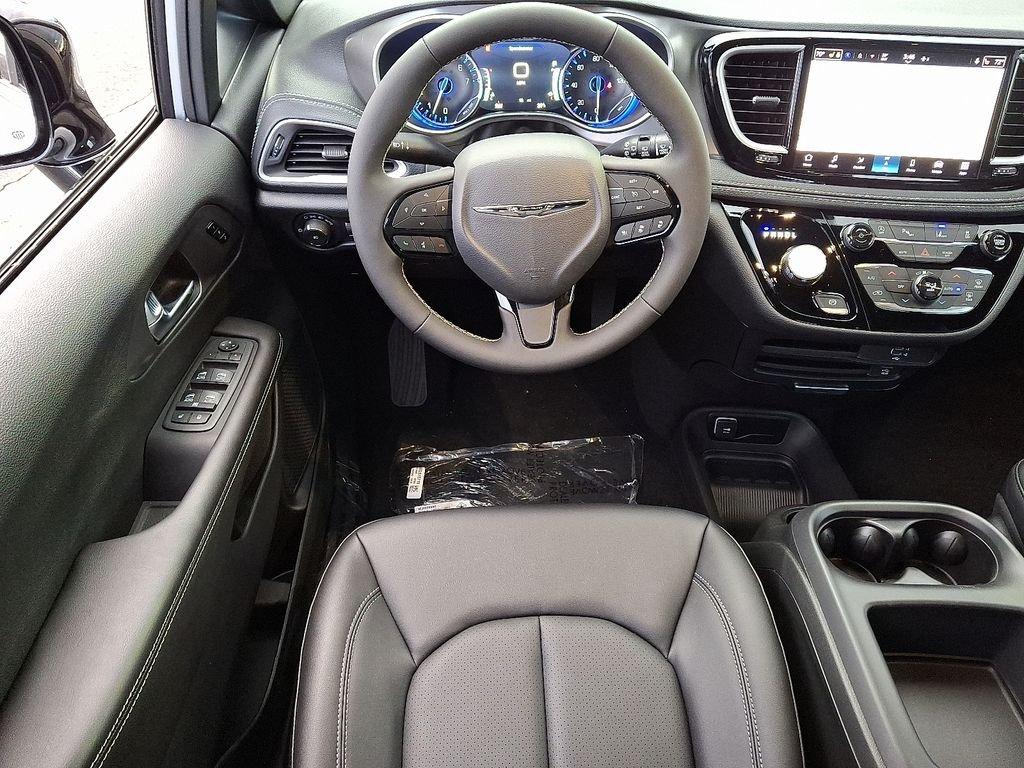 new 2026 Chrysler Pacifica car, priced at $49,899