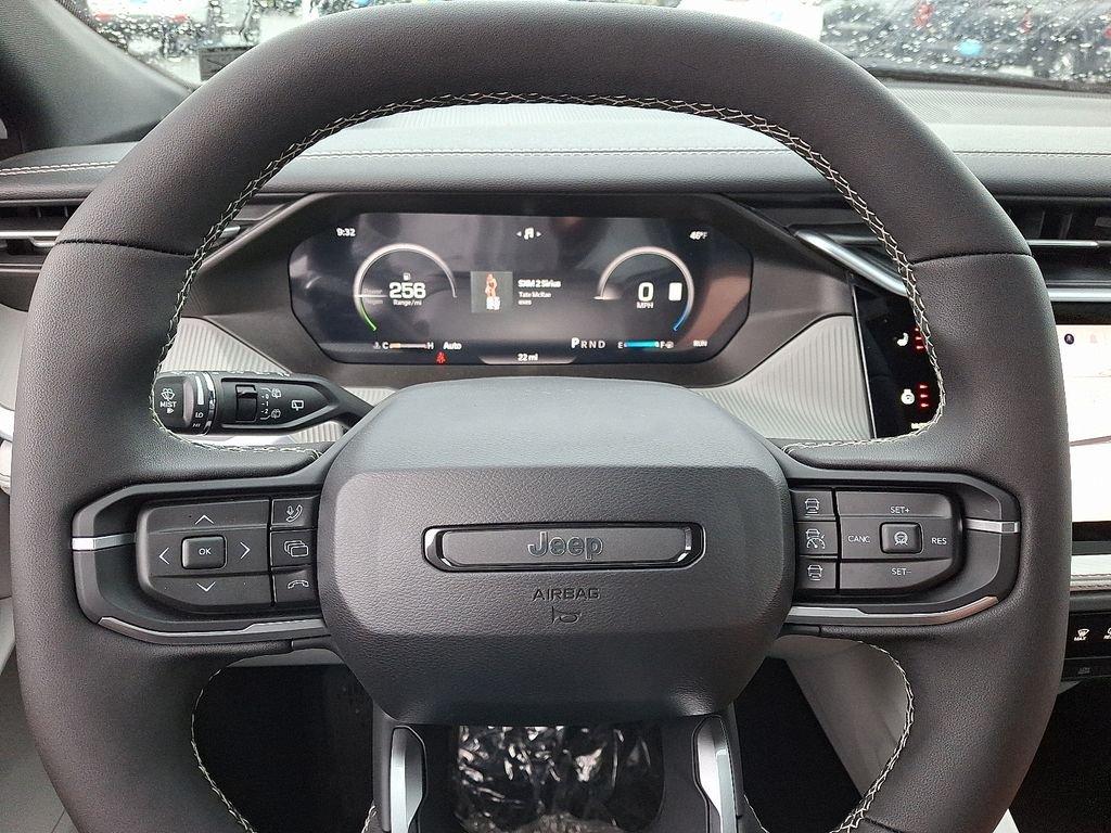 new 2026 Jeep Cherokee car, priced at $43,537