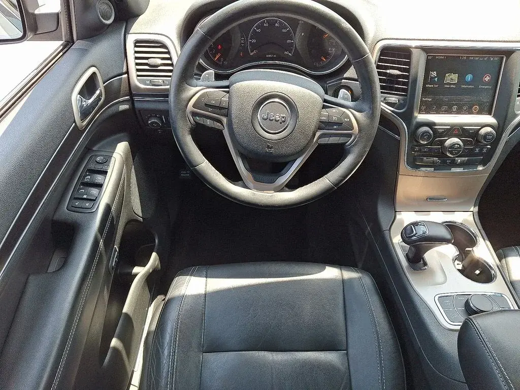 used 2015 Jeep Grand Cherokee car, priced at $14,089