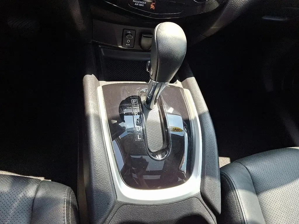 used 2015 Nissan Rogue car, priced at $11,371