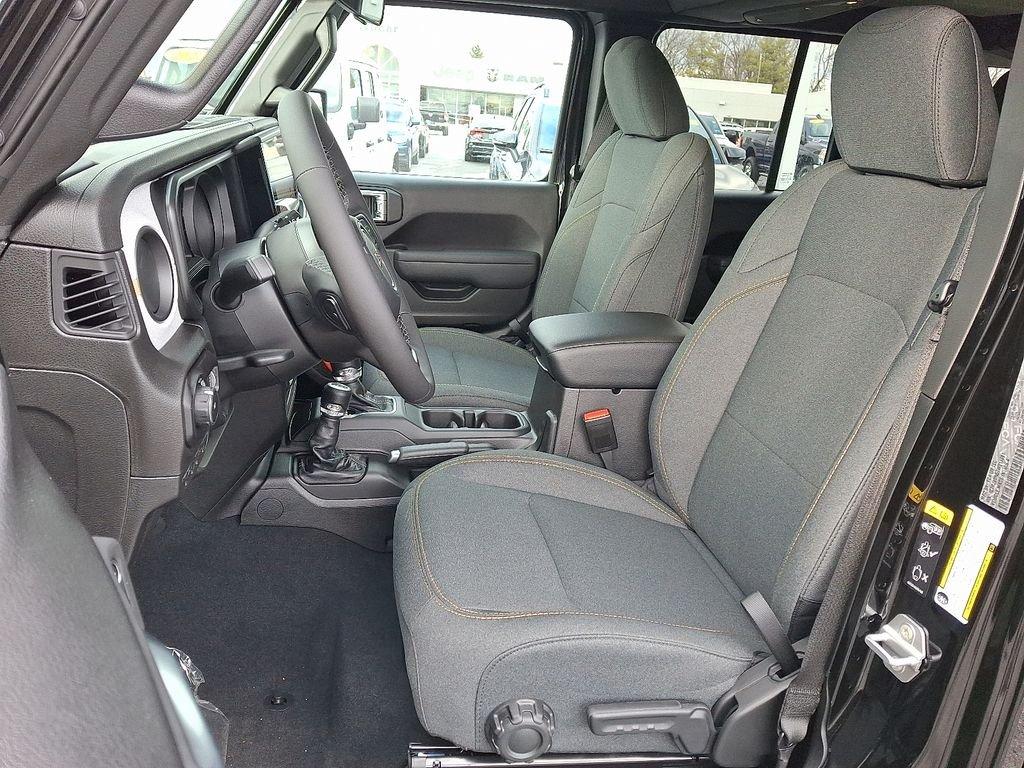 new 2026 Jeep Wrangler car, priced at $45,756