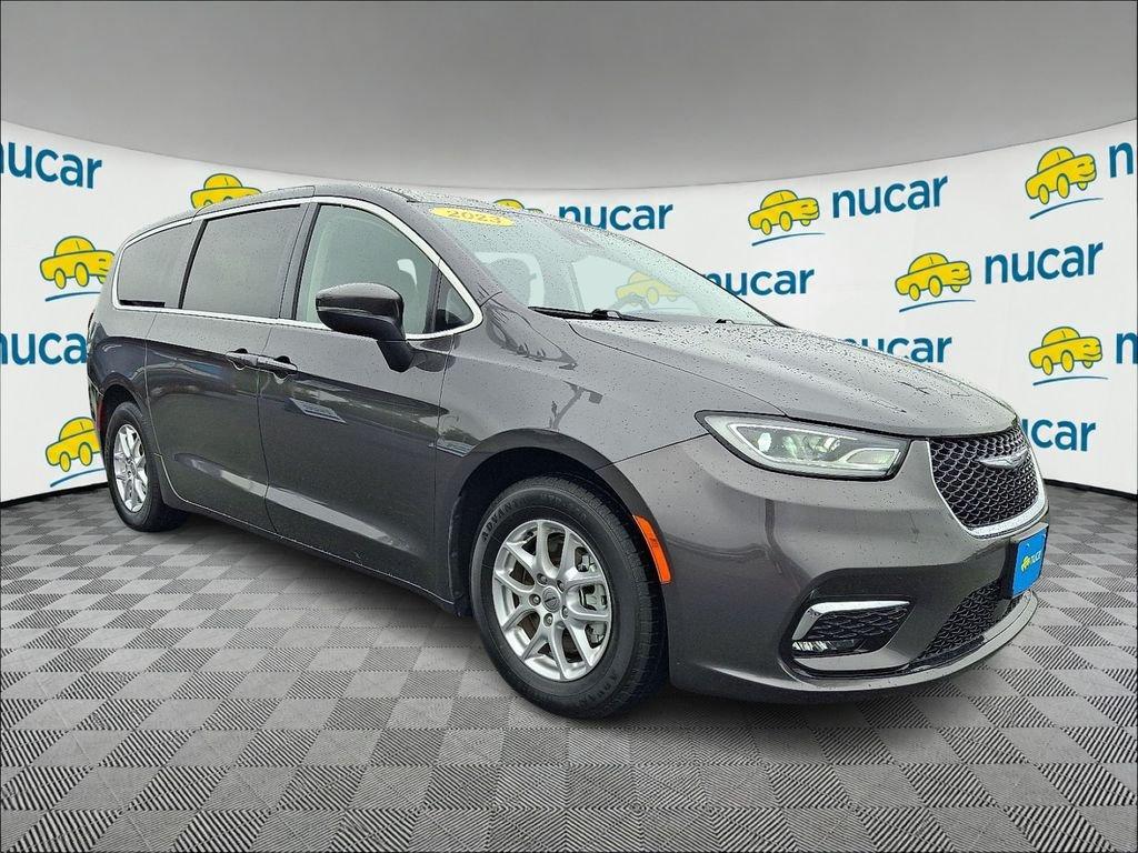 used 2023 Chrysler Pacifica car, priced at $19,411