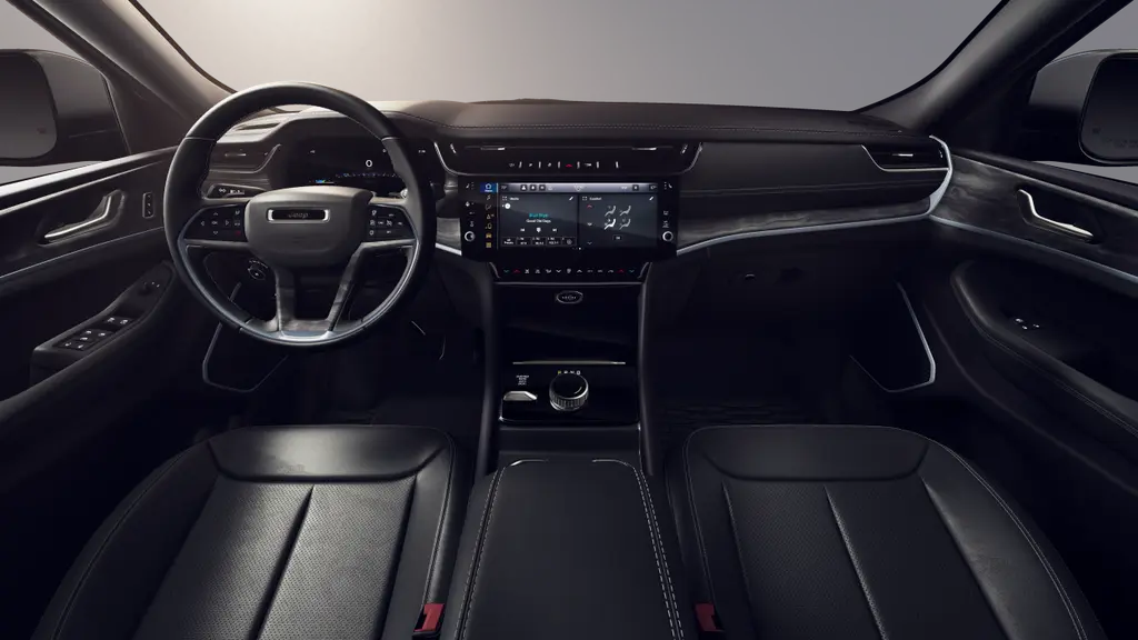 new 2026 Jeep Grand Cherokee L car, priced at $56,825