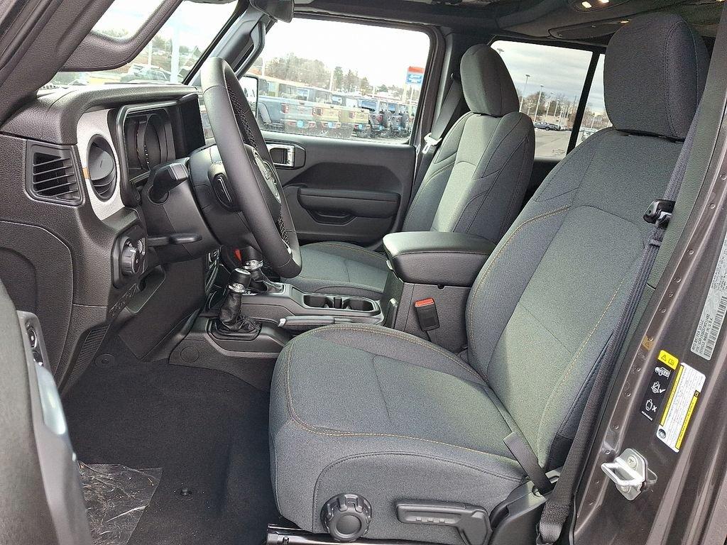 new 2026 Jeep Wrangler car, priced at $46,640