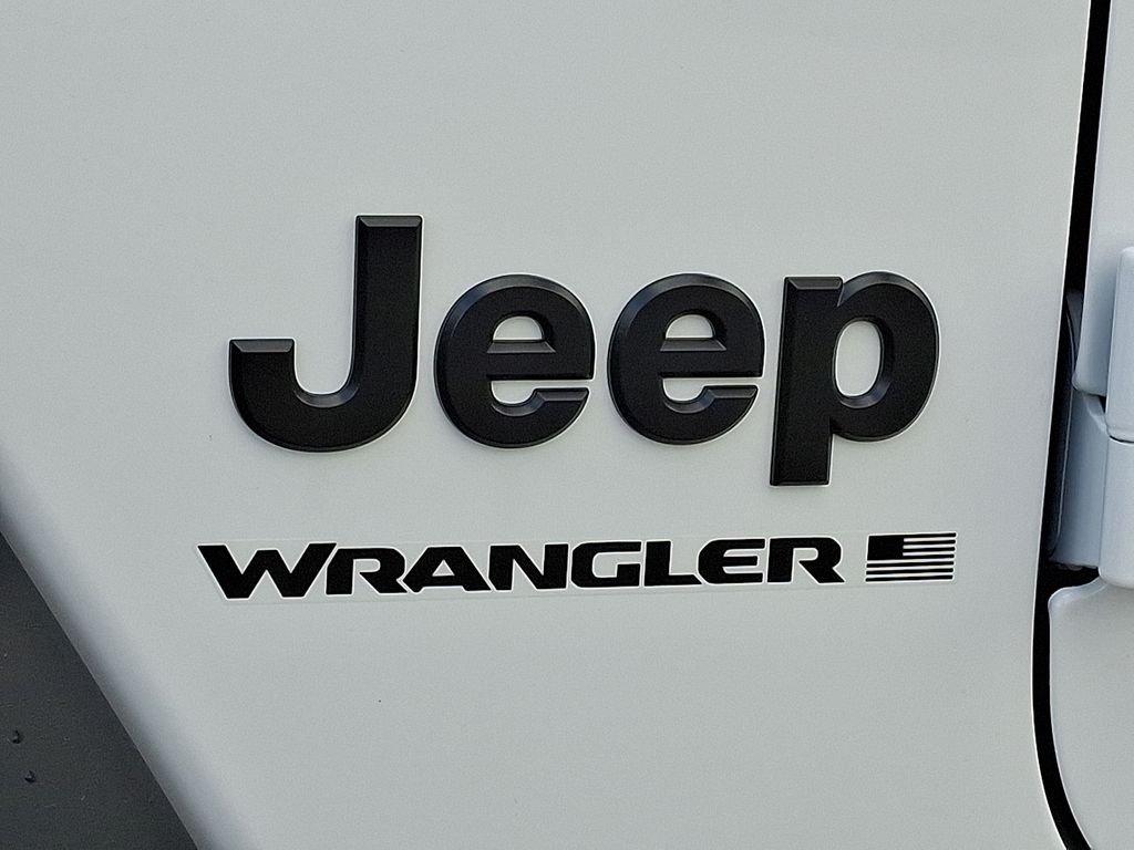 new 2026 Jeep Wrangler car, priced at $46,104