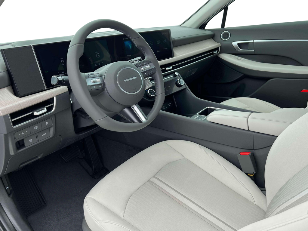 new 2025 Hyundai Sonata Hybrid car, priced at $30,240
