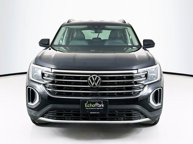 used 2025 Volkswagen Atlas car, priced at $32,608