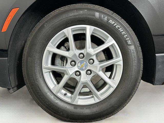 used 2024 Chevrolet Equinox car, priced at $17,487
