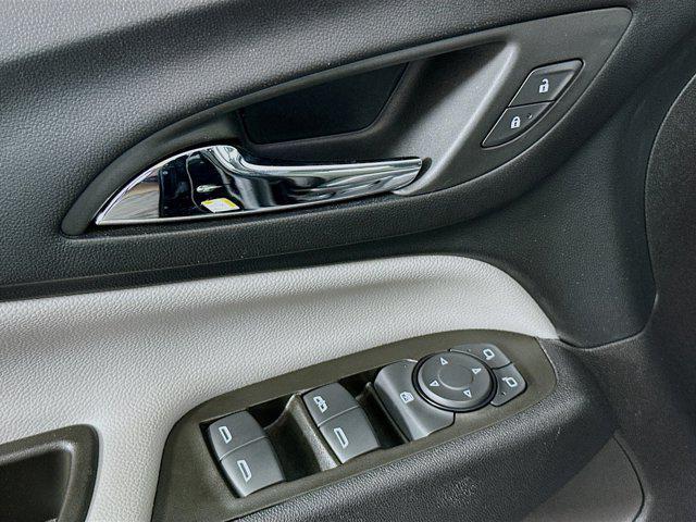 used 2024 Chevrolet Equinox car, priced at $17,487