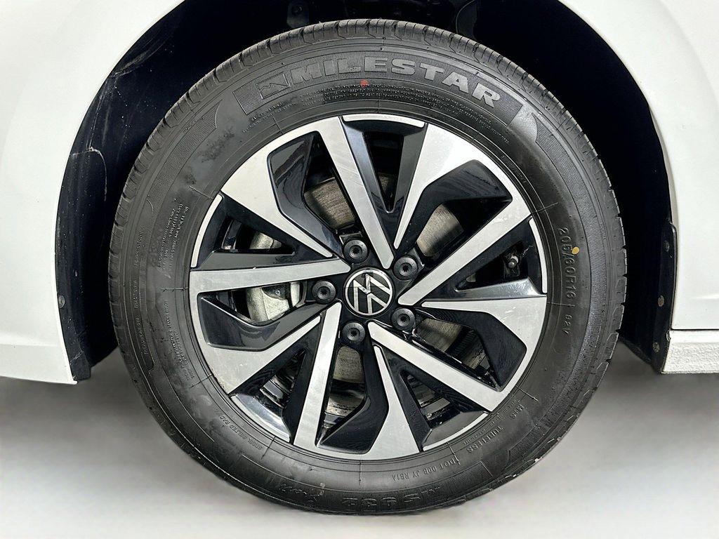 used 2024 Volkswagen Jetta car, priced at $19,308