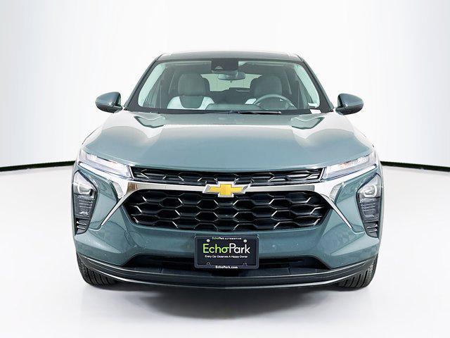 used 2025 Chevrolet Trax car, priced at $19,496
