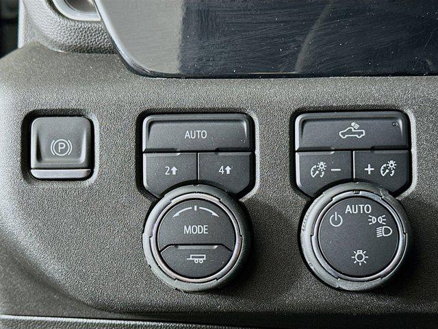 used 2024 Chevrolet Silverado 1500 car, priced at $33,997