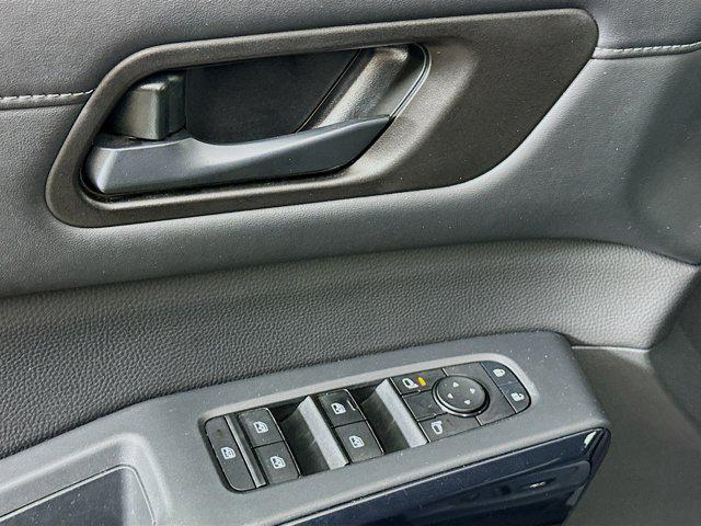 used 2025 Nissan Pathfinder car, priced at $27,897