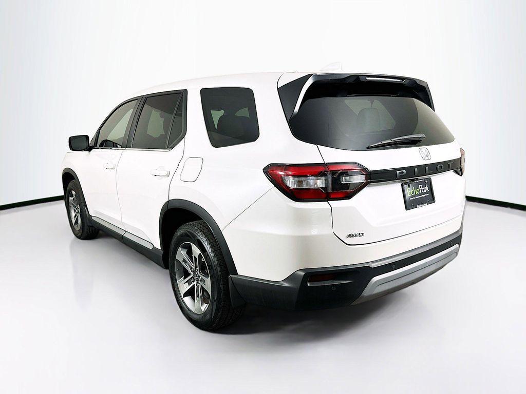 used 2024 Honda Pilot car, priced at $38,617