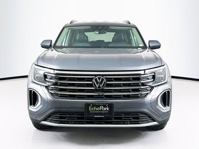 used 2024 Volkswagen Atlas car, priced at $27,237