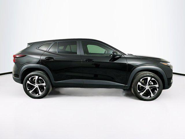 used 2024 Chevrolet Trax car, priced at $20,687