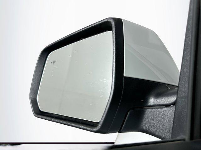 used 2023 Chevrolet Traverse car, priced at $31,587